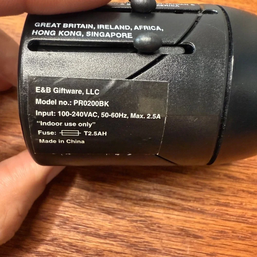 International Travel Plug Adapter‎ outlet worldwide black Europe Africa Japan